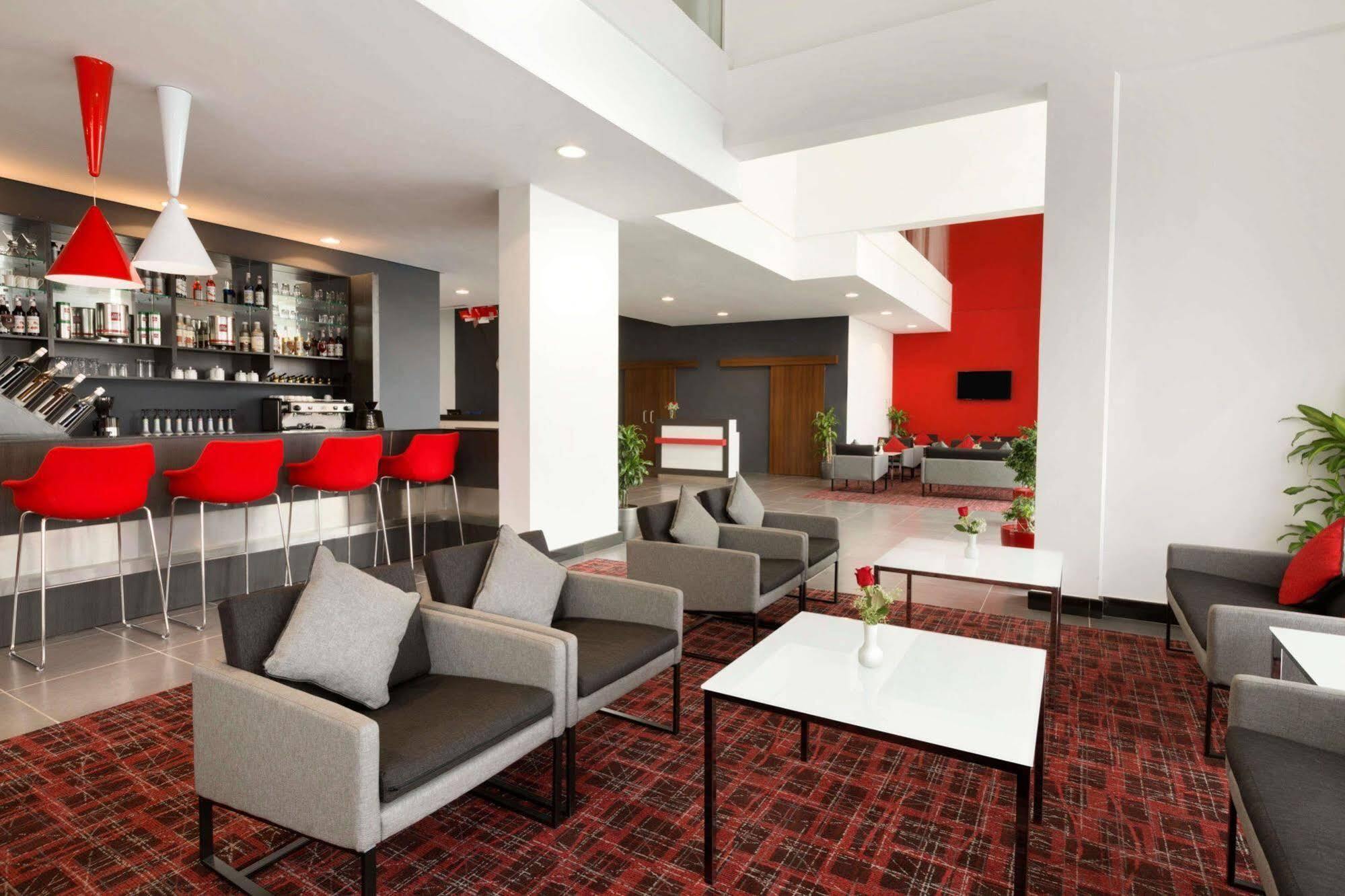 Ramada Encore Al Khobar Olaya Екстер'єр фото